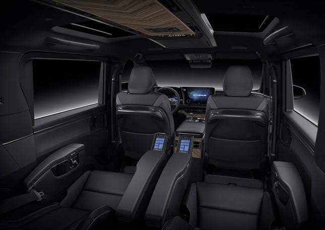 Configuration of luxury 7-seat minivan Lexus LM 2024